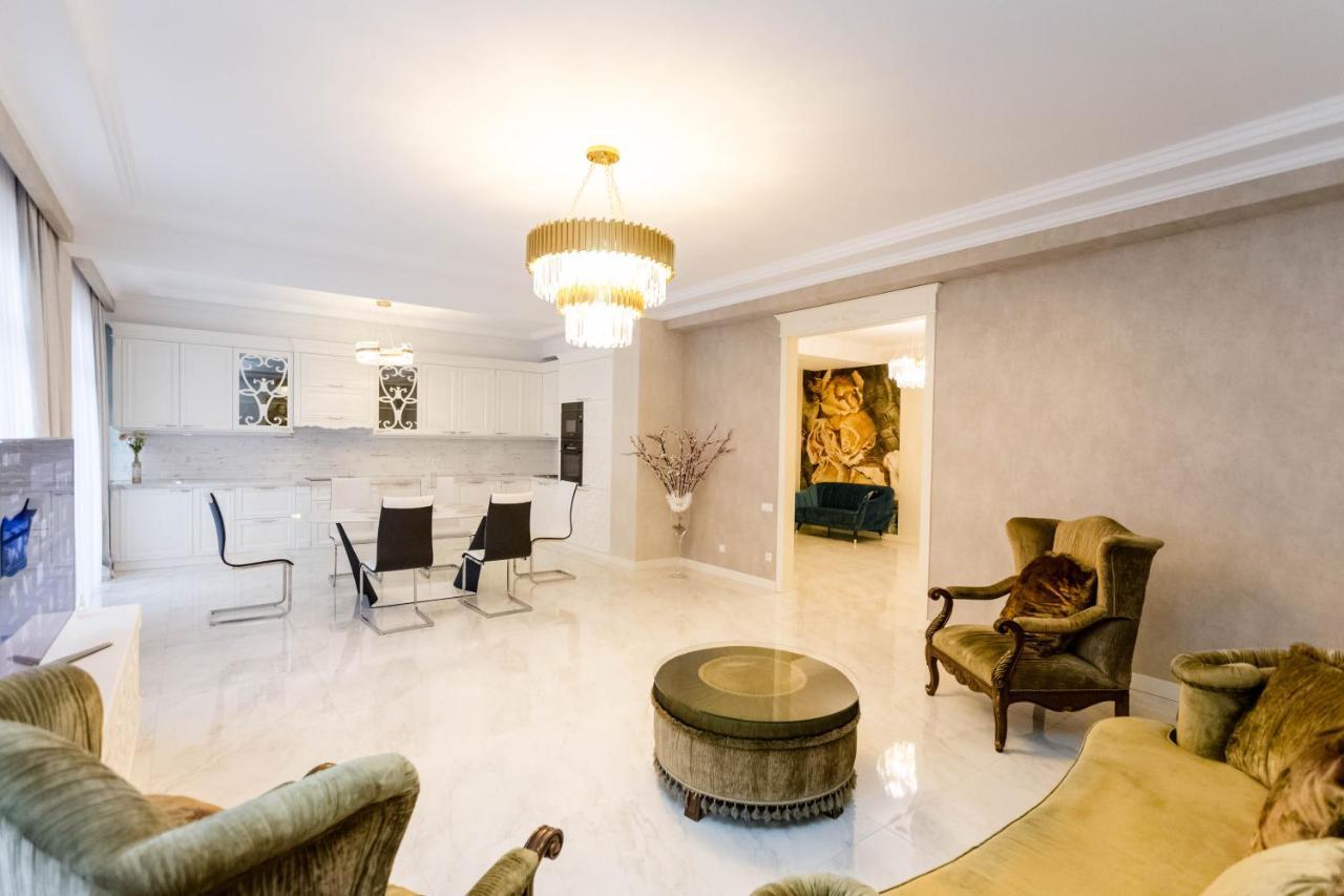 Rustaveli Residence I ティビリシ エクステリア 写真