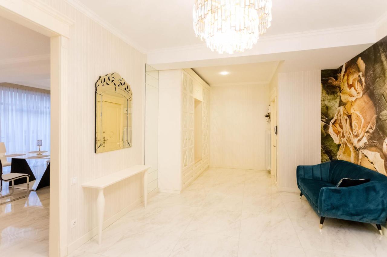 Rustaveli Residence I ティビリシ エクステリア 写真